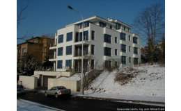 Výstavba rezidenčních domů včetně garází, SPING STAV s.r.o. Praha