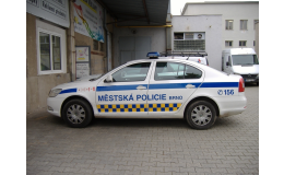 Společnost K + L, spol. s r.o. realizovala potisk aut Městské policie Brno