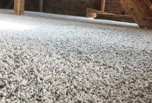Tepelná foukaná sypaná izolace podlah z recyklovaných polystyrenových kuliček