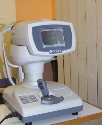 Oborné a profesionální vyšetření zraku pomocí nejmodernějších přístrojů a metod