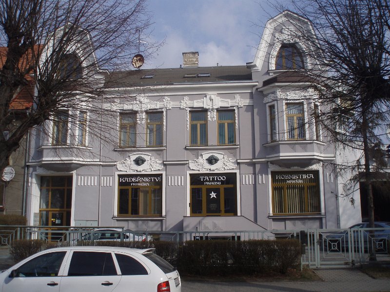 Budova kosmetického salonu Čtvrtníčková v Krnově