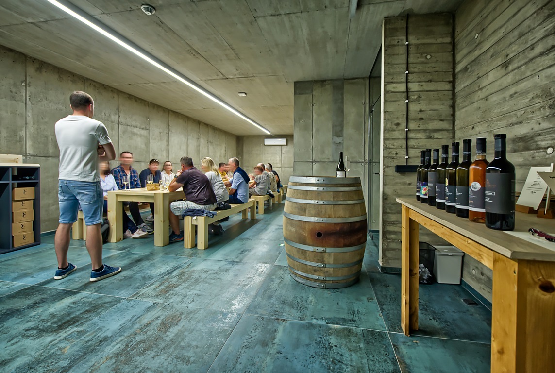 Vinotéka & Wine bar v Horních Věstonicích - Ideální místo pro degustaci a oslavu