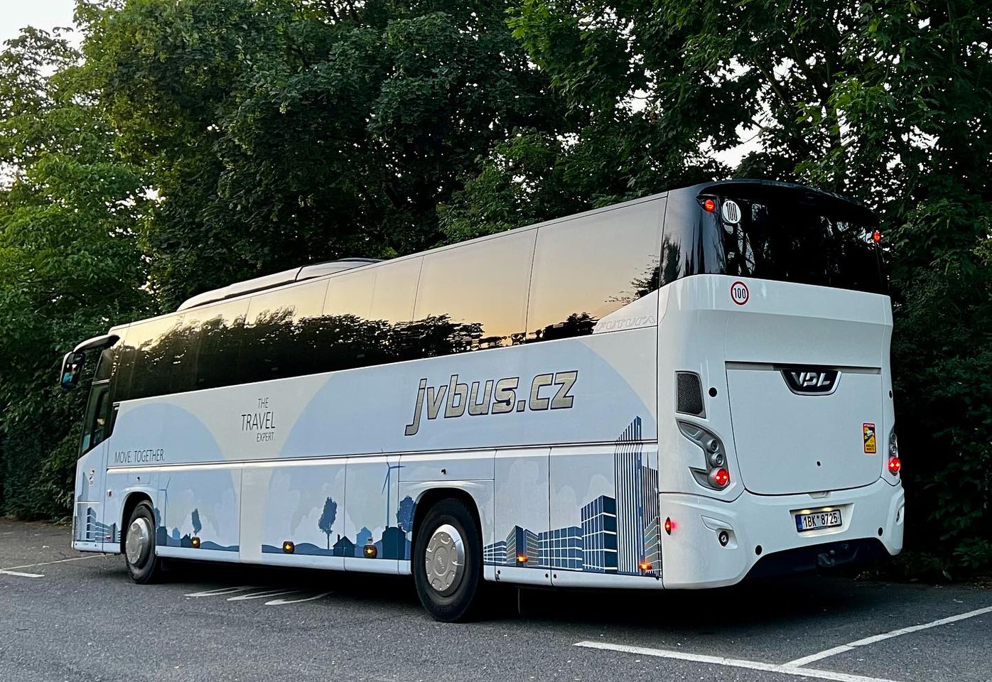 Autobusová doprava JVBUS pro vaše školní výlety v Brně