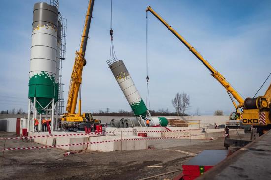 Nová betonárna v Úvalech otevírá brány - přelomová technologie
