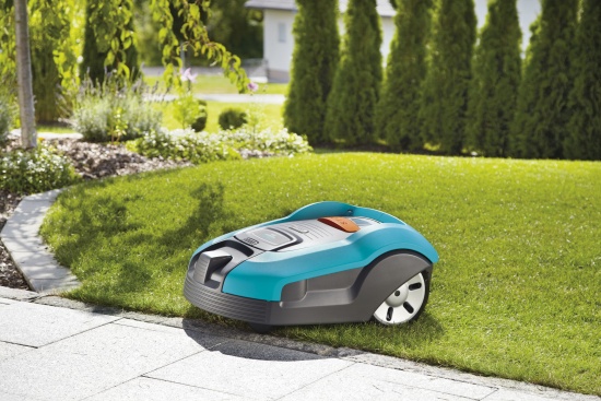 Robotická sekačka na trávu Gardena