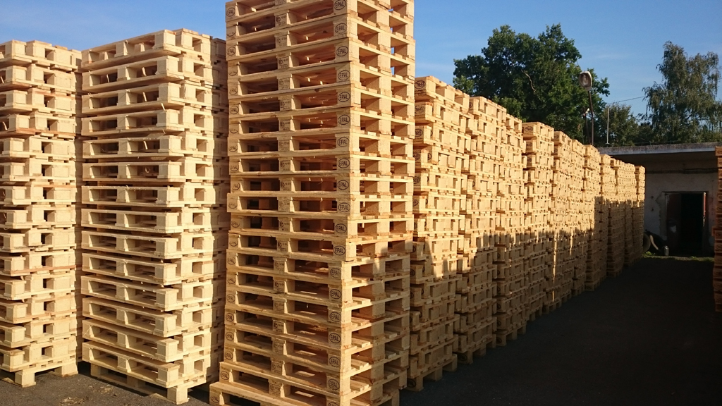 Dřevěné palety všech typů a rozměrů vyrábí firma Woodcity
