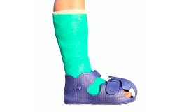 Ochranná bota k fixaci nohy ochrání nohu před zraněním i fixaci před poškozením.