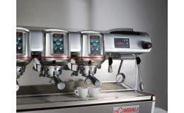 Vyberte si jeden z profesionálních kávovarů od předních výrobců a dopřejte si šálek lahodné kávy.