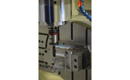 Poskytujeme servis CNC strojů a odladění jejich technologie
