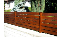 Dřevěné ploty, pergoly i terasy realizuje Jaroslav Nálevka