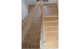 Dřevěná schodiště z různých druhů dřeva - ŠP-TRUHLÁŘSTVÍ