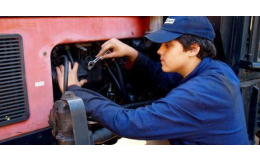 Obchodní akademie, Střední odborná škola a Střední odborné učiliště, Třeboň: Opravář zemědělských strojů a Mechanik opravář motorových vozidel