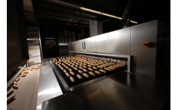 Pekařské pásové pece pro velké i malé pekárny dodává firma J4 s.r.o.